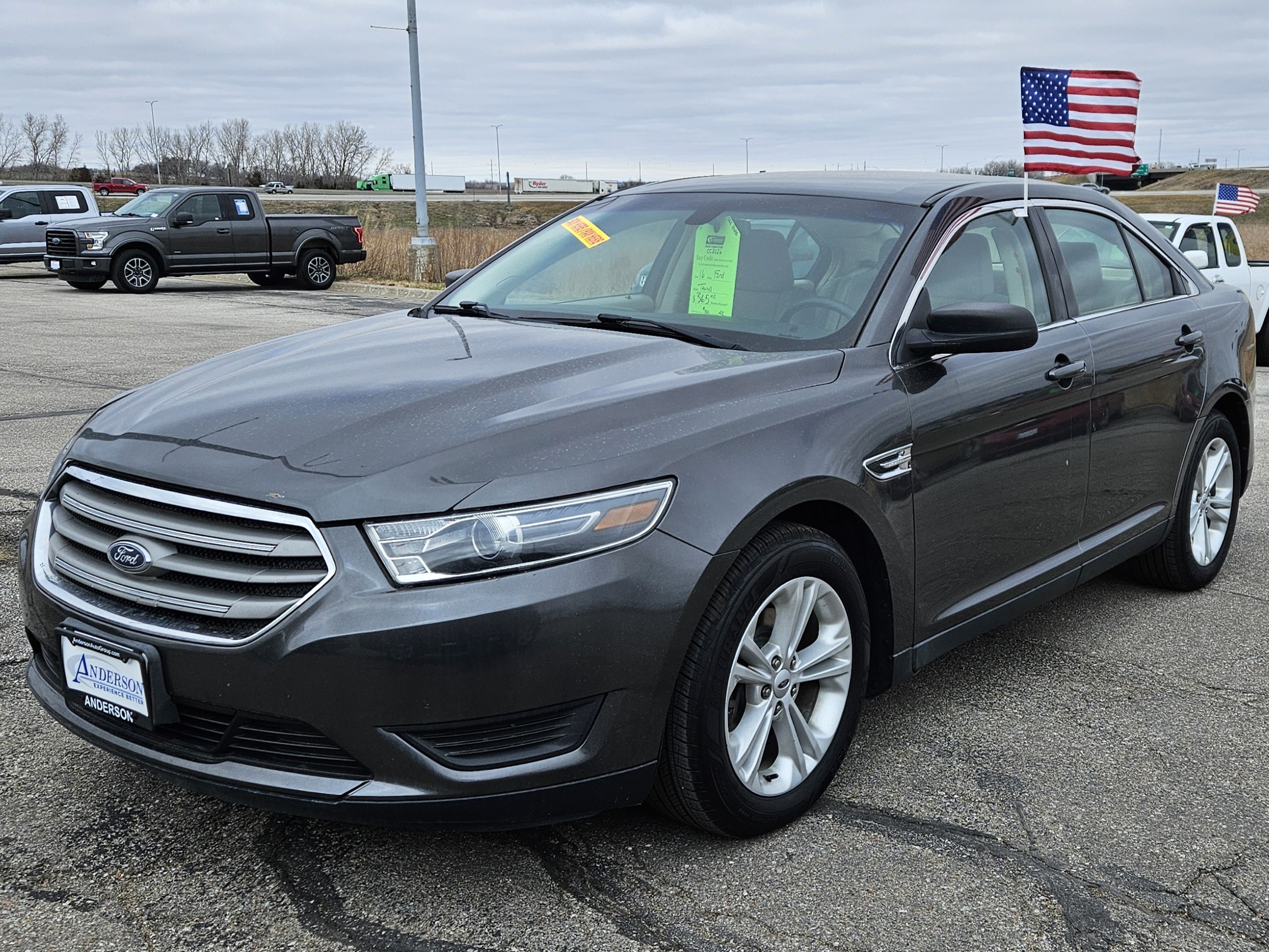 Used 2016 Ford Taurus SE Sedan for sale in 