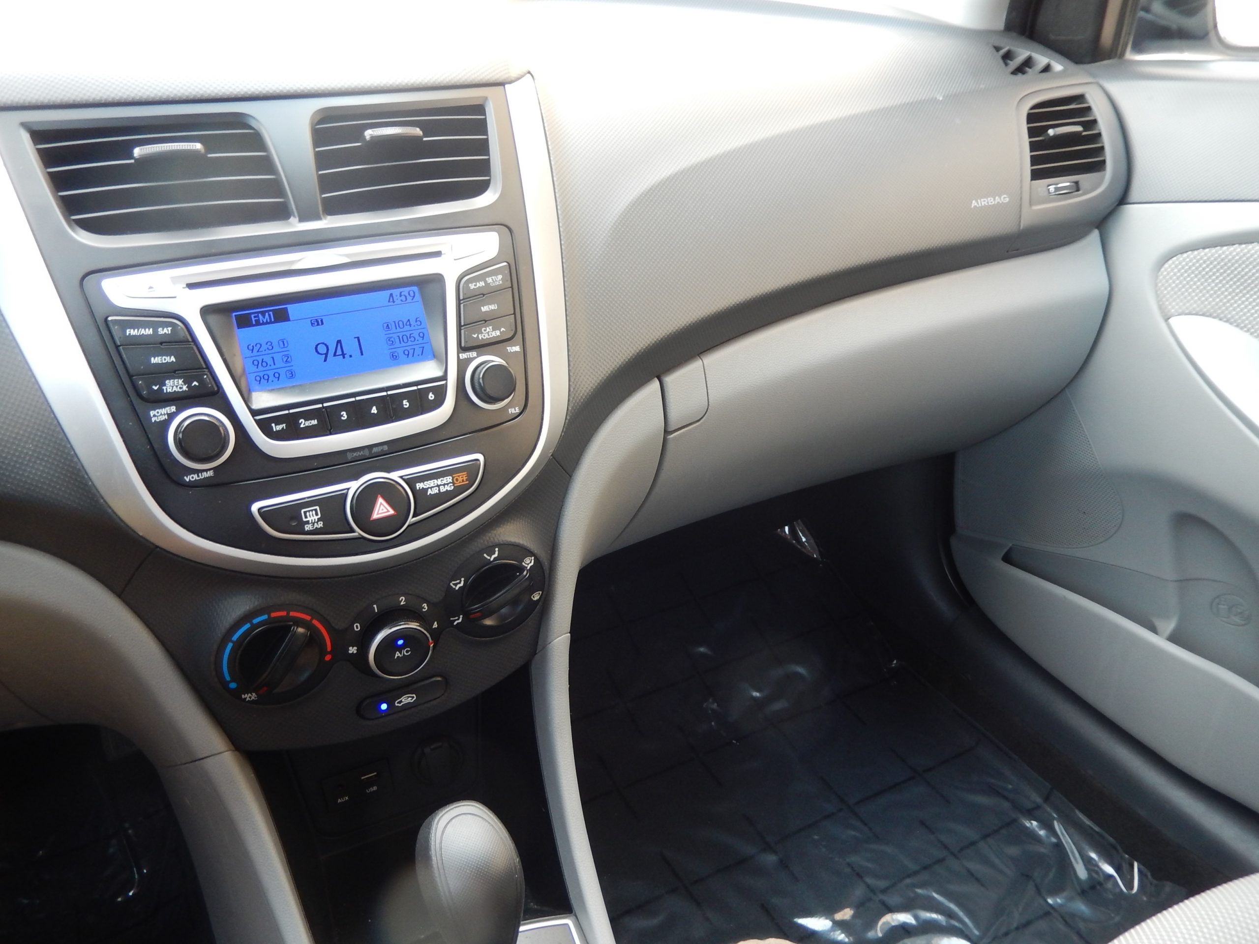 Used 2014 Hyundai Accent GLS Sedan for sale in 