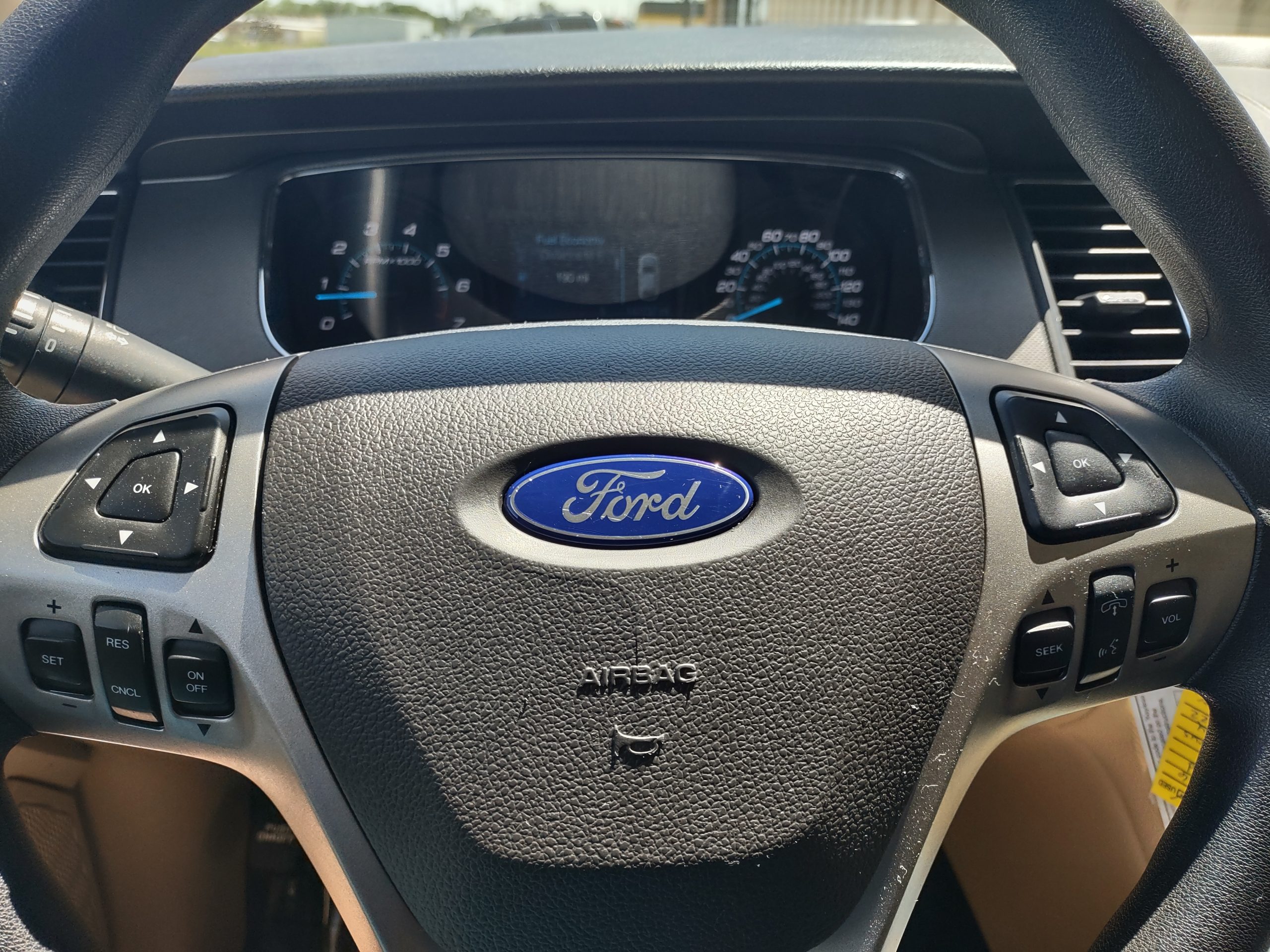 Used 2016 Ford Taurus SE Sedan for sale in 