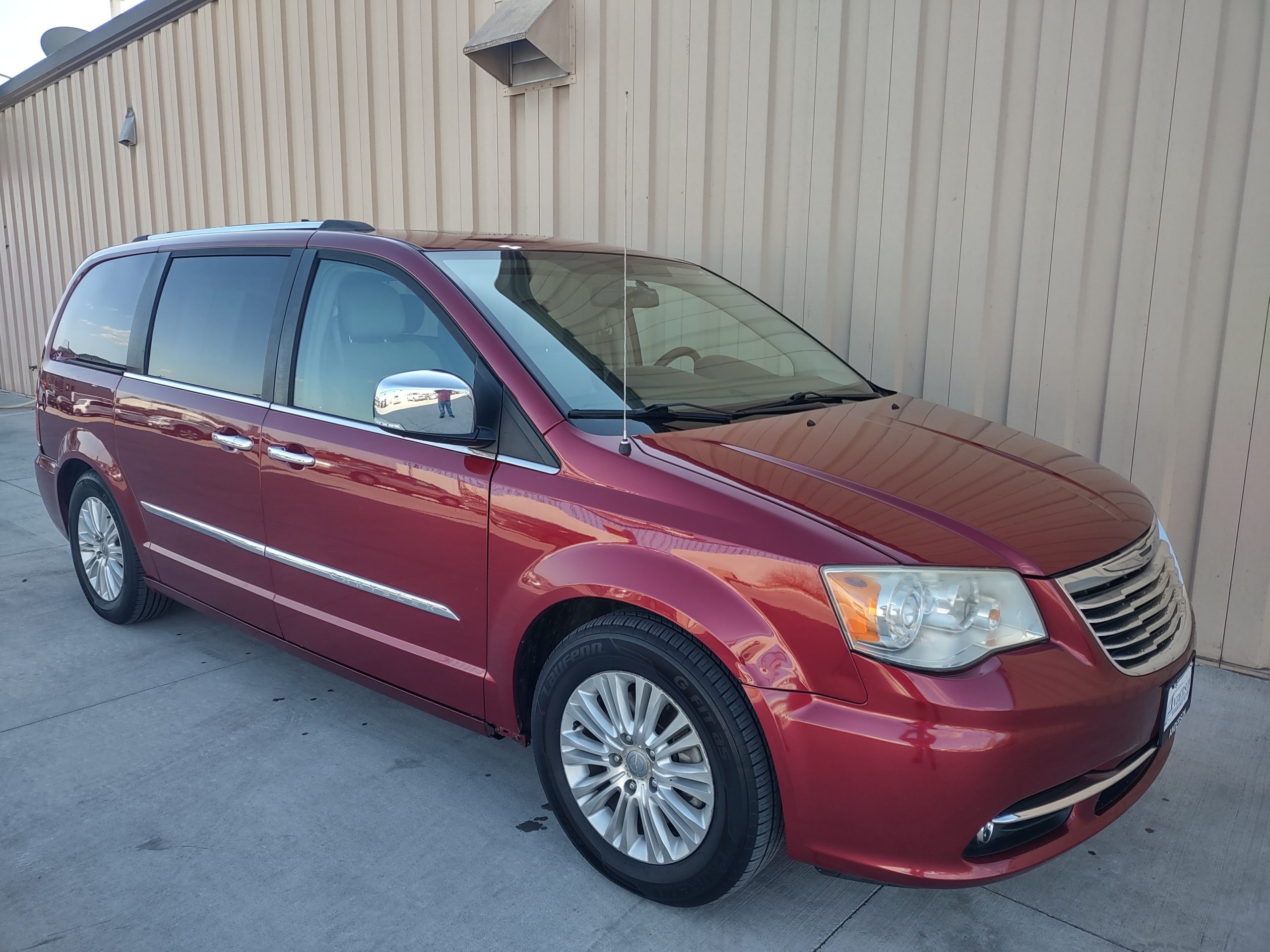 Used 2012 Chrysler Town & Country Limited Van for sale in 