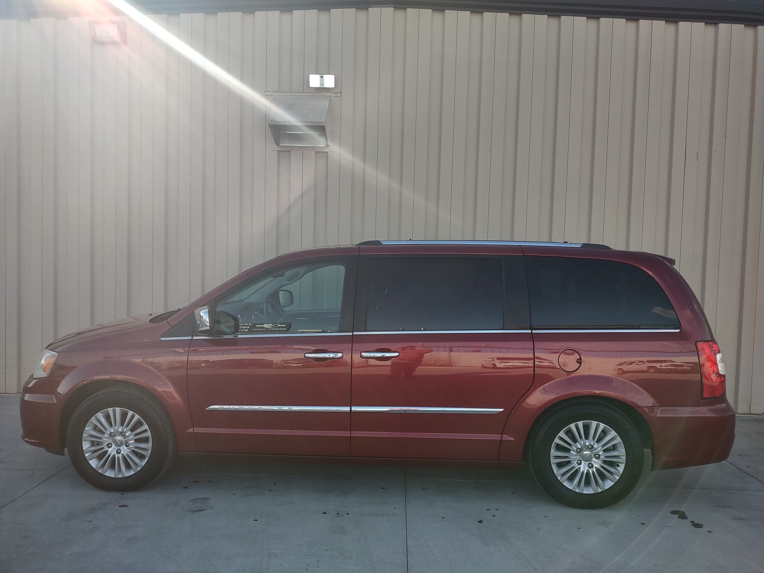 Used 2012 Chrysler Town & Country Limited Van for sale in 